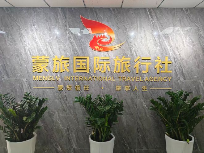 第一次去贵州旅游，经典景点怎么选？黄果树、荔波小七孔、西江苗寨怎么安排更合理？